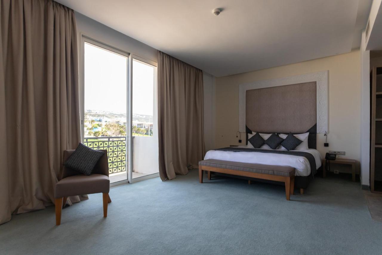 Mandarin Palace Hotel & Spa Ταγγέρη Εξωτερικό φωτογραφία A bedroom at the hotel