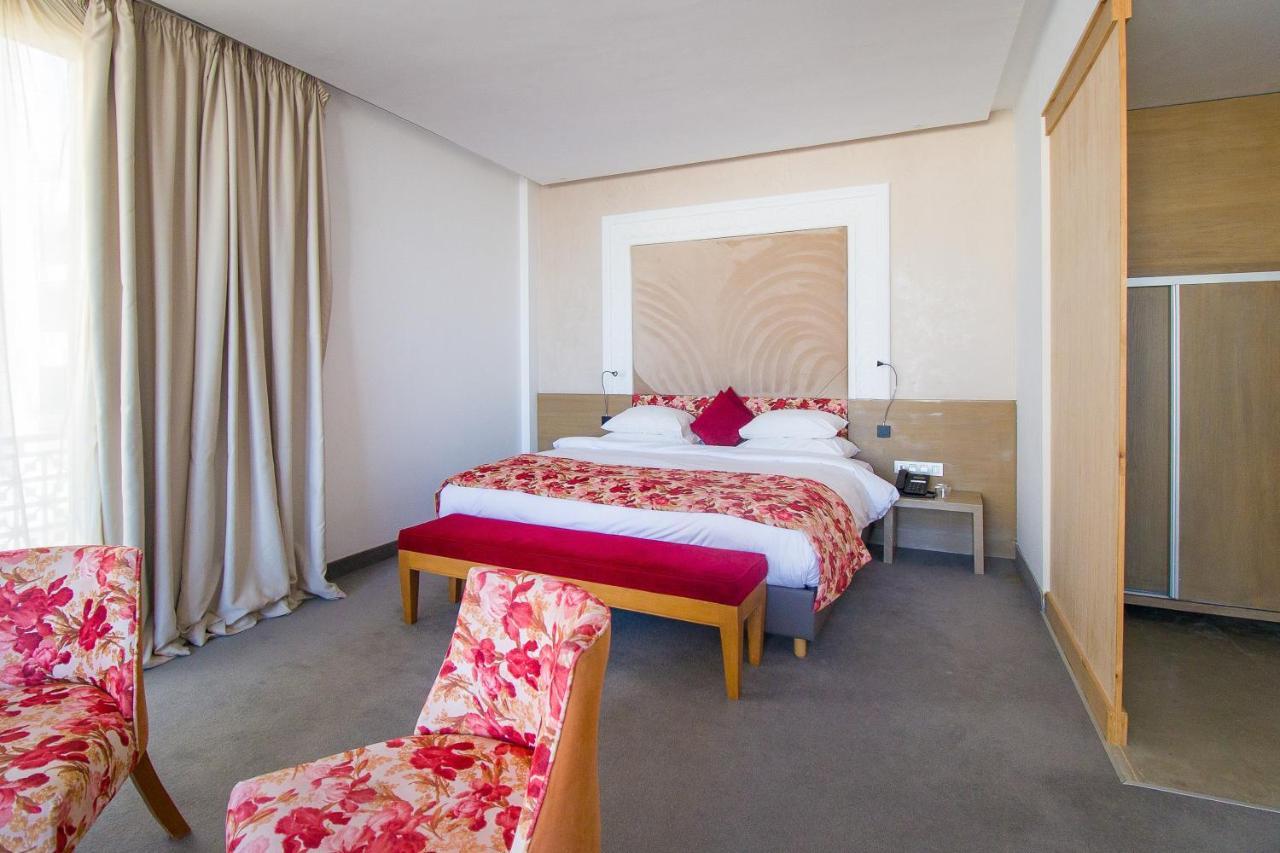 Mandarin Palace Hotel & Spa Ταγγέρη Εξωτερικό φωτογραφία A room at the hotel