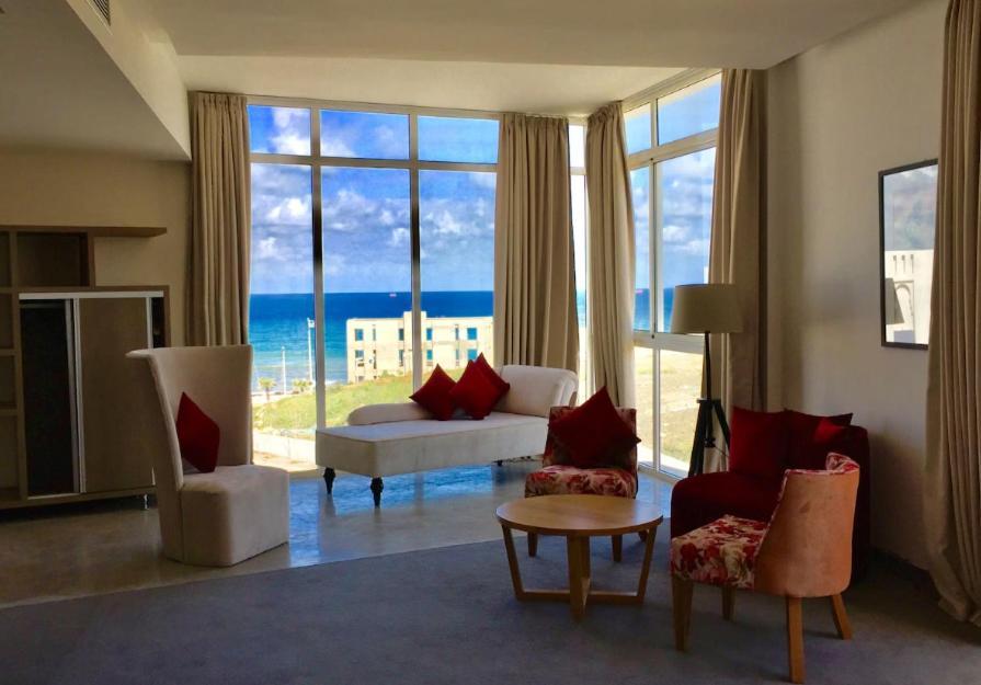 Mandarin Palace Hotel & Spa Ταγγέρη Εξωτερικό φωτογραφία A living room at the hotel
